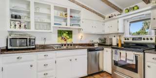 1329 Chippewa Street Gallery 14