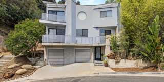 2216 Bancroft Avenue Gallery 1