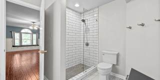 Pet Friendly Three Bedroom! Gallery 25