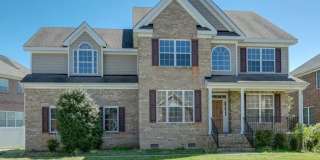Spacious 5BR House in Suffolk Gallery 1