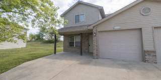 4 Bedroom, 3 Bath Gallery 1