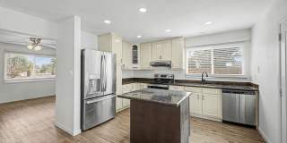 3 bed, 2 bath, Updated Tempe Home Gallery 13