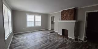 524 S Greer St Gallery 16