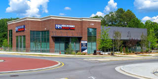 The Tomlin Gallery 40