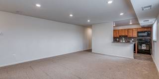 Mannasota Manor Gallery 5