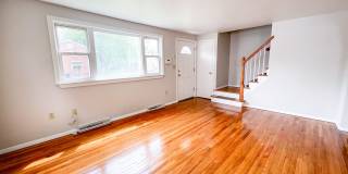Single Family House in the North End of Hartford Gallery 5