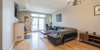 950 W Huron Street Gallery 3