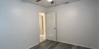 9123 Alpine Trail Street Gallery 51