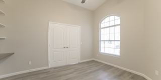 9542 West Potter Drive Gallery 13