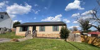 For Rent – 3615 Ellen Drive, Salem, VA - One Level Living with 3 Bedrooms and 2 Baths Gallery 1