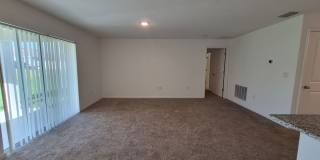 ***FREE RENT*** Beautiful 3 Bedroom/2 Bathroom Home in Haines City Gallery 5