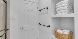 65 E River Road Gallery 28