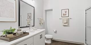 Keeneland Place Gallery 13