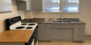 Open & Bright! 3 bedroom duplex Gallery 9