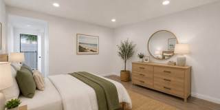 454 Seaward Road Gallery 12