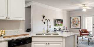Citra Luxury Apartments Gallery 26