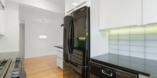 Beautiful 5-bed, 3.5 bath townhome steps from hiking trails and West Pearl St Gallery 8