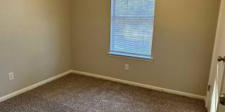 MOVE IN SPECIAL: $500 OFF 1ST MONTH'S RENT!** Gallery 11