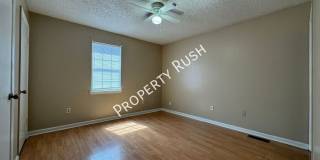 1620 Hickory Place Gallery 28