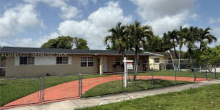 8270 SW 12th Ter Gallery 1