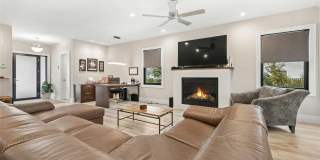55 S Phillips Avenue Gallery 7