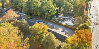 *MOVE IN READY* 3 Bed, 2 Bath Condo, Close to Uptown!!! Gallery 24