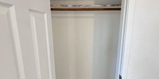 513 North Riverside Drive - 1 Gallery 4