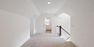 811 Smith Avenue Gallery 44