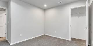 Beautiful 2 Bed 2 Bath | Waterloo | Near Lost Island Waterpark Gallery 41