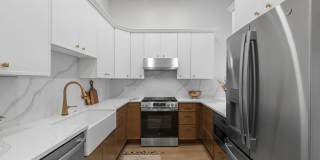 Furnished Luxury Home for Rent-Historic Deutschtown/Northside Gallery 11