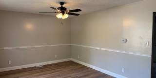 3br 2bth hr 1cr garage fenced in back yard Gallery 7