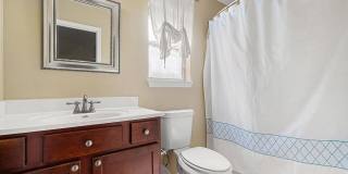 42 Via Largo Gallery 19