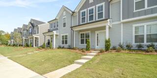 Like A Brand New 3 Bedroom Townhome in the heart of Steele Creek Area Gallery 3