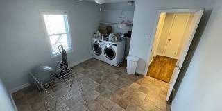 4 bed/3bath-University Elementary School/IU Health/IU Golf Course Gallery 28