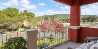 Beautiful 3 Bed, 2.5 Bath Townhome with A/C and 2-Car Garage Gallery 28