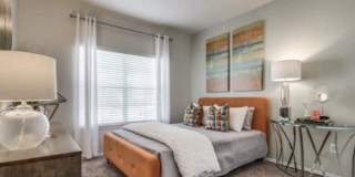 453 I-35BL, #610 Gallery 3