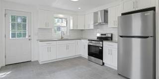 22 Hackett Circle N unit: 2Nd Fl. Gallery 1