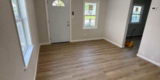 1703 N VALLEY Avenue Gallery 56