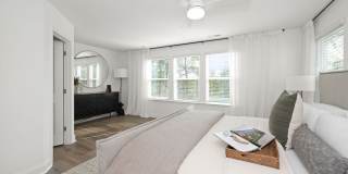 Affinity at Hudson Gallery 14