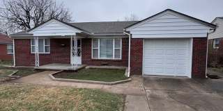 Midtown Charmer 2 Bed 2 Bath! Gorgeous Updates! Gallery 1