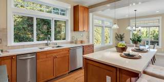 4Bd/2.5Ba Kirkland Home Gallery 16