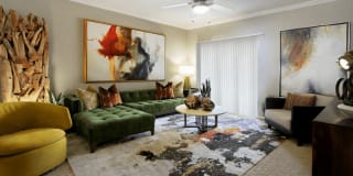 Kensington Square Gallery 2