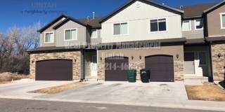 Cozy 3 Bedroom 2 1/2 Bath townhome in Fox Run Gallery 1