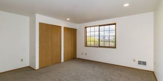 Maple Leaf 2-story 3 bed/2.5 bath with deck and garage available now for $3795! Gallery 12
