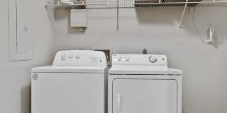 Avana Lexington Gallery 24