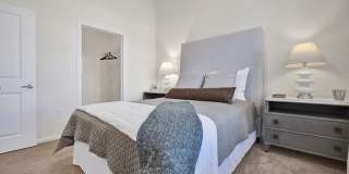 Artisan Flats Gallery 15