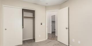 4 bedroom home in Surprise!! Gallery 32