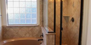 3-BEDROOM IN WOODS OF ALON Gallery 25