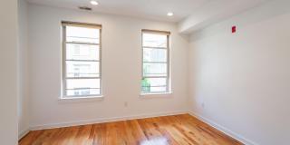 1642 N MARSHALL Street Gallery 11