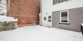 Beautiful 3 bedroom home in Pittsburgh available July 1! Gallery 16